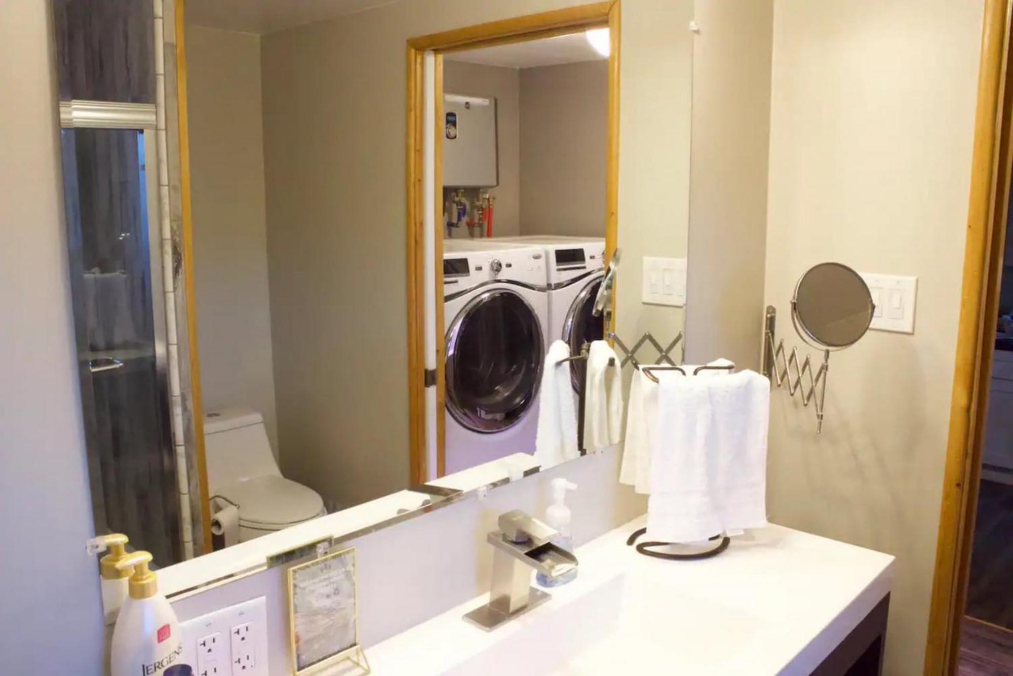 Private Home - Playground, Jumping Mat, Bbq, Darts, Firepit, Gazebo, 4 Smart Tvs, White Cotton Bedding, - The Redwood Cul-De Sac Beach Retreat Crescent City Extérieur photo